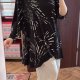 Czarno-biała bluzka JM Collection 4X Plus Size oversize abstrakcyjny wzór 8XL / 56 / 28