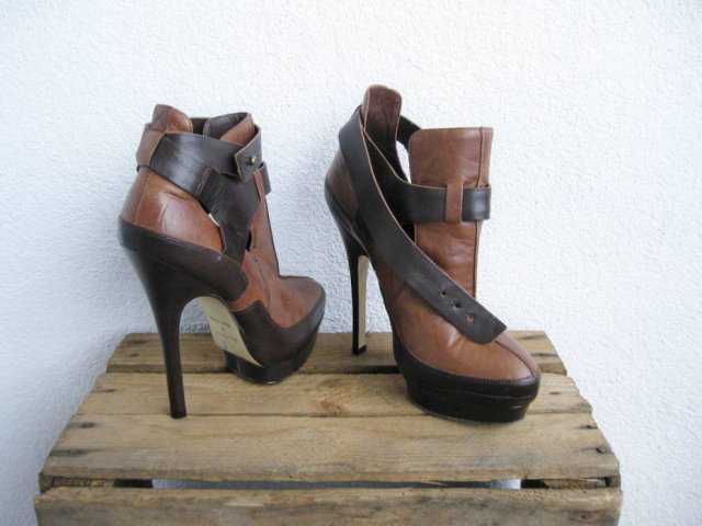 Aldo 38-39