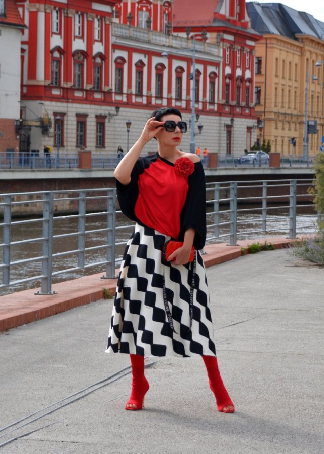 BLUZKA RED BY MOMO