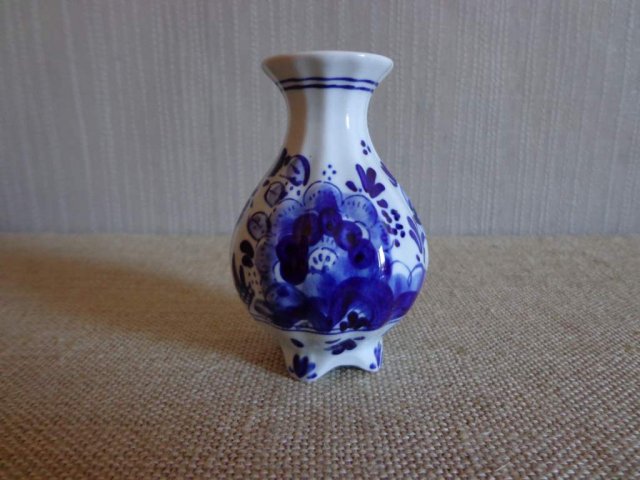 Mały flakonik