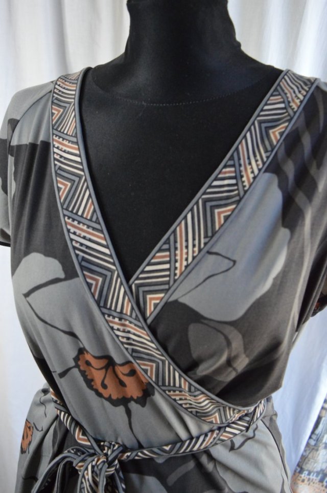 bcbg maxazria kopertowa