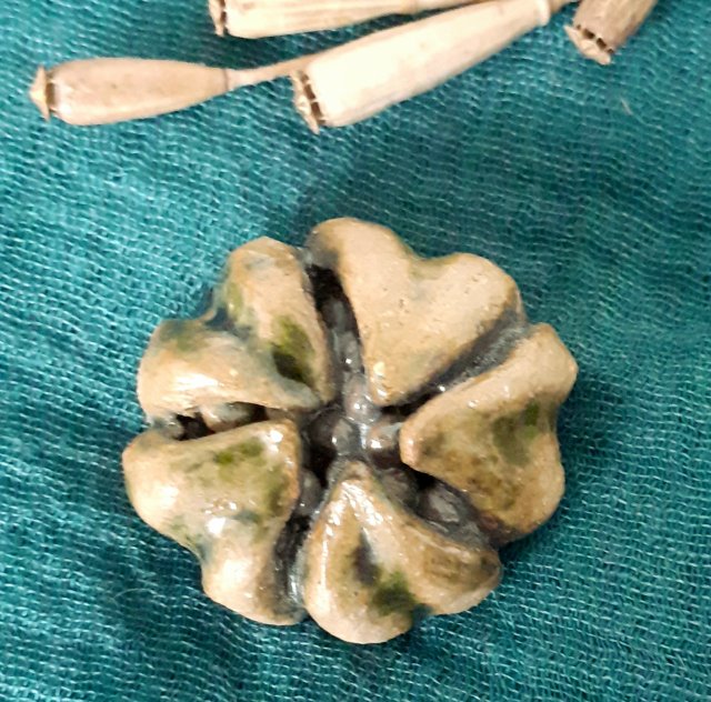 Broszka ceramiczna
