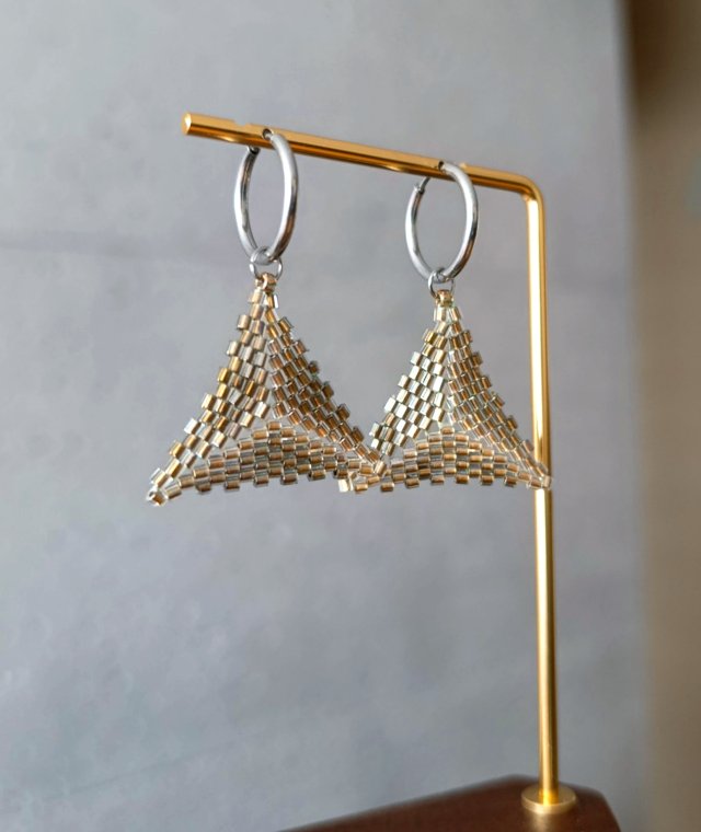 TRIANGLE GOLD