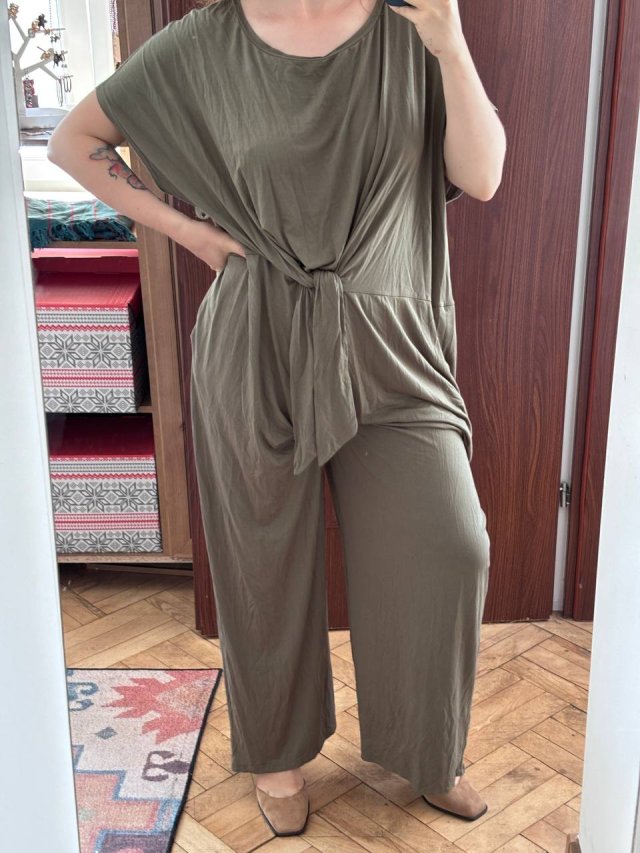 Suzanne Betro Oliwkowy Kombinezon Plus Size  5XL / 50 / 22