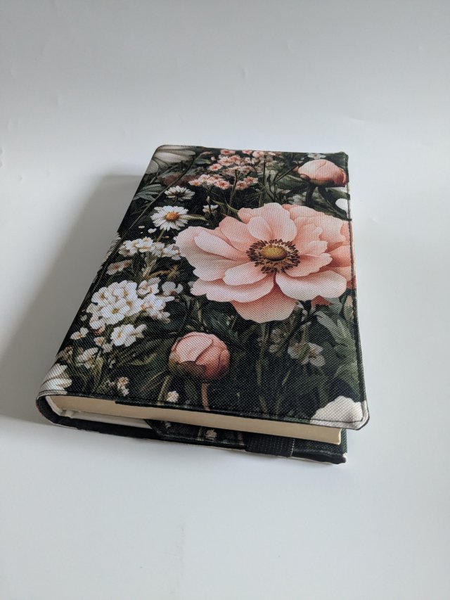Etui na książkę - kolorowe kwiaty