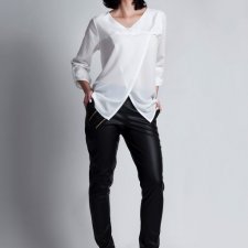 Kopertowa bluzka BLU 118 - biały