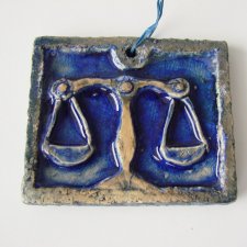 ceramiczny znak zodiaku