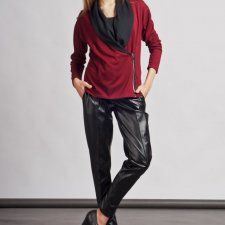 Cardigan with contrasting lapels / swe 105