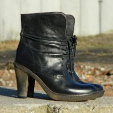 APIA 39 * SKÓRA * BOTKI