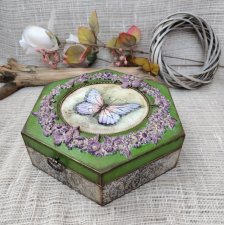 Szkatułka "Lawendowy Motyl" – ręcznie zdobione pudełko decoupage